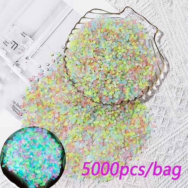 TEMU 5000 ks/ 0,28 Lbs, 0,2 palce barevné svítící pryskyřičné oblázky, které svítí pouze po vystavení slunečnímu záření. Miniaturní svítící kameny,