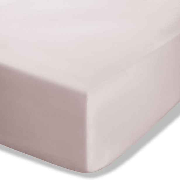 Světle růžové napínací perkálové prostěradlo 135x190 cm Easy Iron Percale – Catherine Lansfield