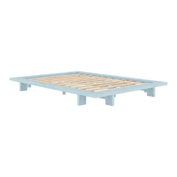 Světle modrá dvoulůžková postel z borovicového dřeva s roštem 180x200 cm Japan – Karup Design