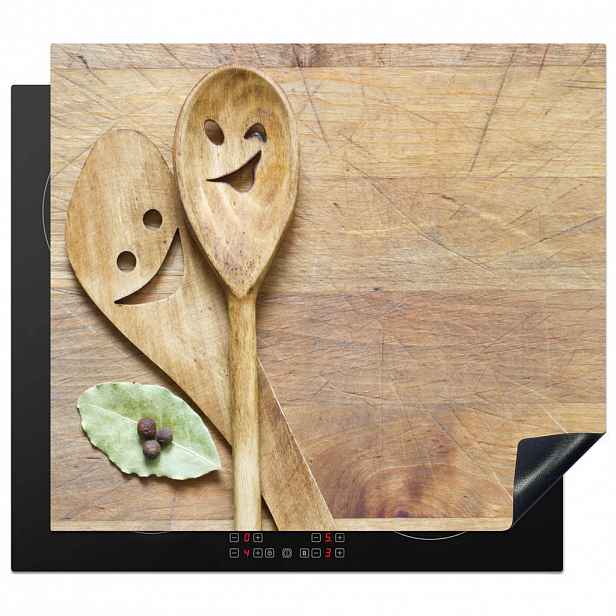 MuchoWow KRYT NA INDUKČNÍ DESKU Dřevo - Lžíce - Hnědá - Smiley 57.6x51.6 cm