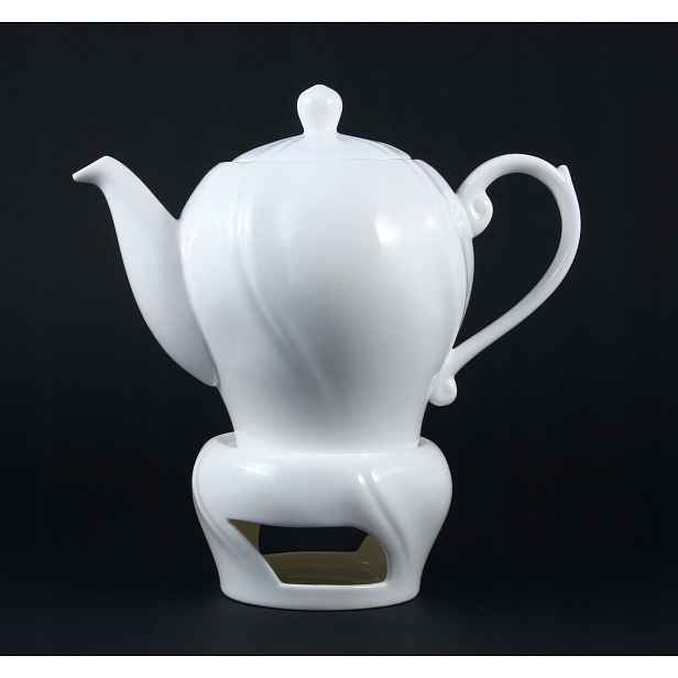 Porcelánový hrnek s ohřívačem na konvici