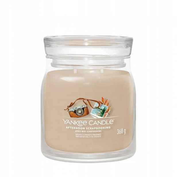 Střední svíčka Signature Afternoon Scrapbooking Yankee Candle
