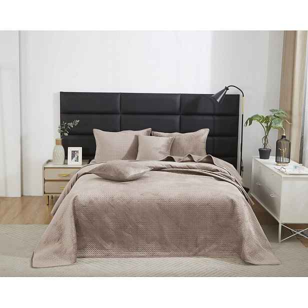 Béžová Prošívaný Přehoz Velvet na postel 240x220 Maya