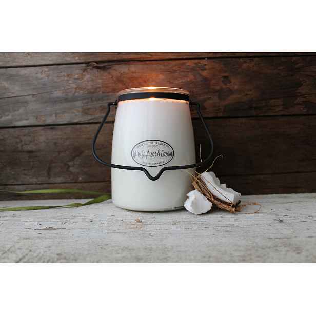 Svíčka Milkhouse Velká bílá Driftwood Coconut