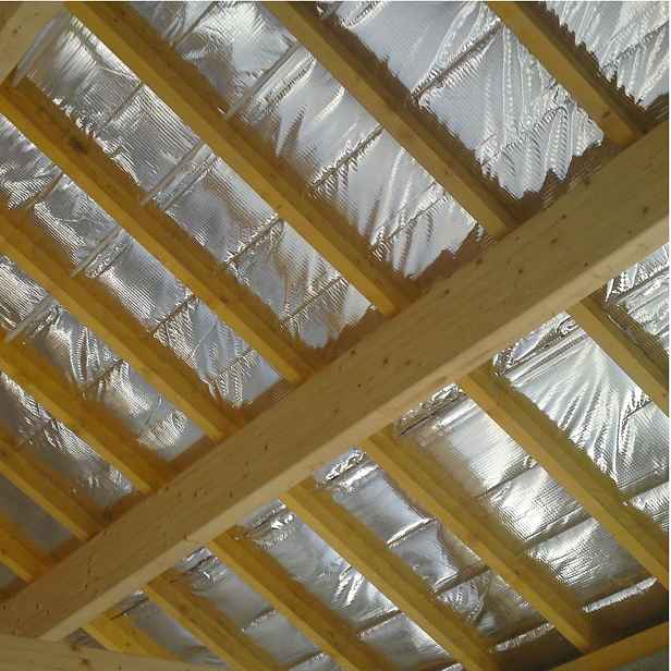 Izolační hliníková rohož 20 mm 450 g/m² – 12 m2: 1,5 x 8 m