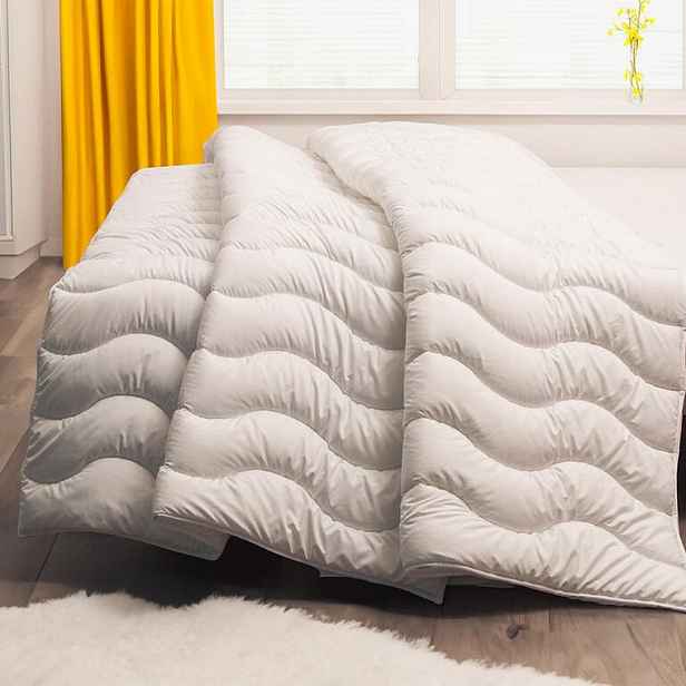 Přikrývka PRO COMFORT PLUS  140 x 200 cm