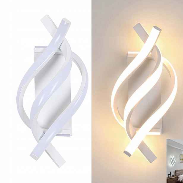 Led nástěnné svítidlo s zakřiveným tvarem, vhodné do předsíně i obývacího pokoje.