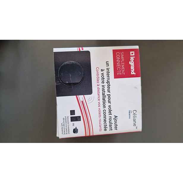 Celiane s Netatmo Wi-fi Černý Legrand CN9431 spojovací díl pro rolety