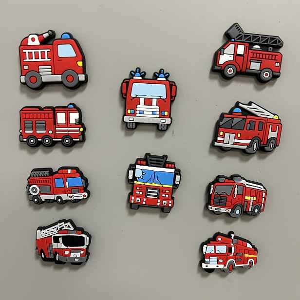 TEMU 10 ks Náhodné Dekorativní Magnety na Ledničku s Hasičského Vozu, Magnety na Ledničku. Vhodné na Lednice, Myčky, Tabule, do Kanceláří, Kuchyní -