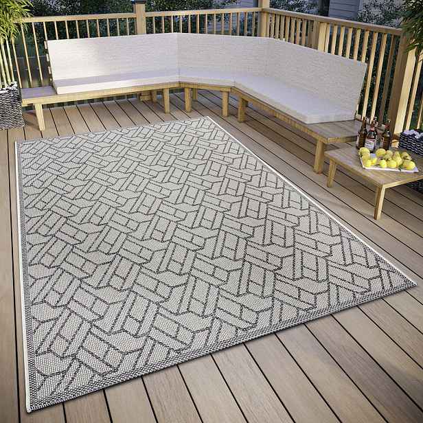 Koberec na terasu 115 x 170 cm typu sisal, vnější vnitřní strana