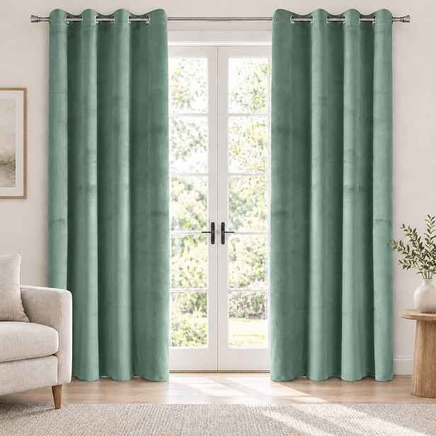 Dekorační závěs PIERRE CARDIN mořská zelená s kroužky 140x250 cm