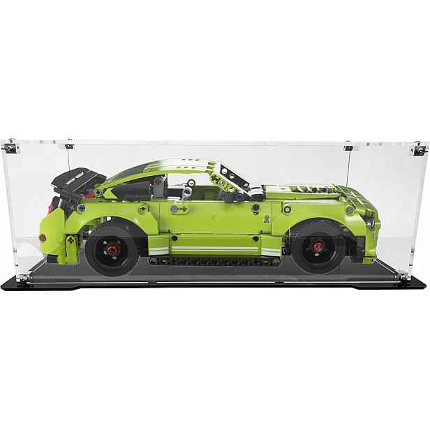 Vitrína s černou základnou pro stavebnici Lego 42138 Ford Mustang Shelby GT500