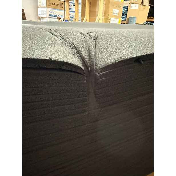5x Kaučuková izolační rohož Armaflex Ace 13 mm 199 x 44 cm 0,88 m² zmačkaná
