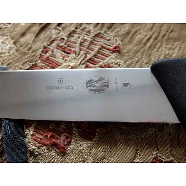 Nůž na plátkování Victorinox 5.4503.30 30 cm Fibrox pointed tip