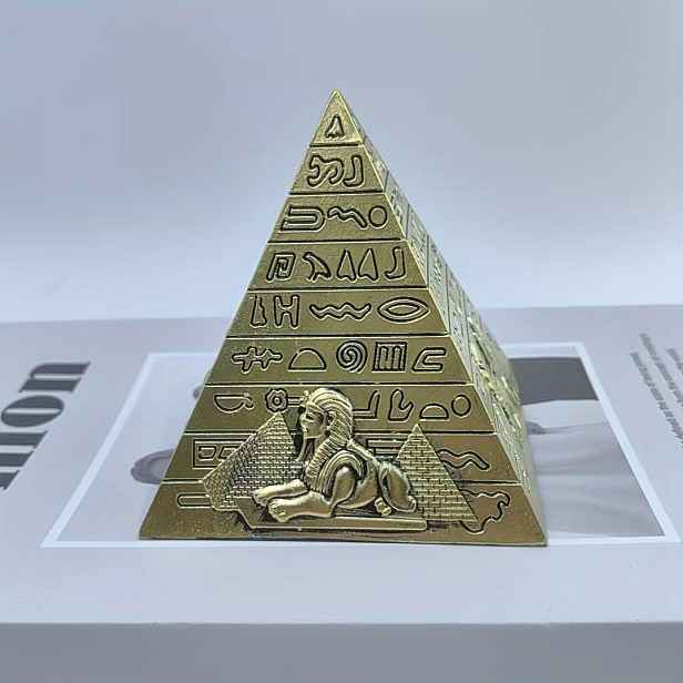 TEMU 1 ks pryskyřicové sochy egyptské slavnosti pyramidy, kreativní bytová dekorace, ideální pro dekoraci kancelářského stolu, s propracovanými