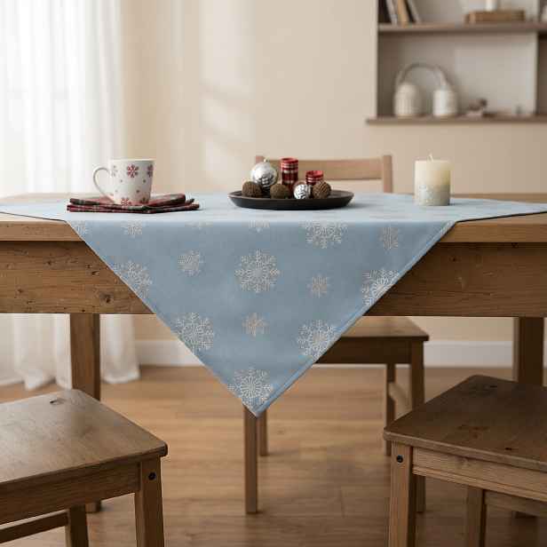 Vánoční ubrus na stůl SNOWFLAKE světle modrá 85x85 cm