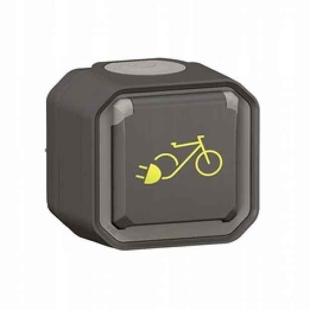 Nové Plexo zásuvka 2P+Z pro nabíjení elektrokol Legrand 069787L
