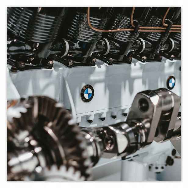 Plakáty 140x140 Motor Bmw Majstersztyk