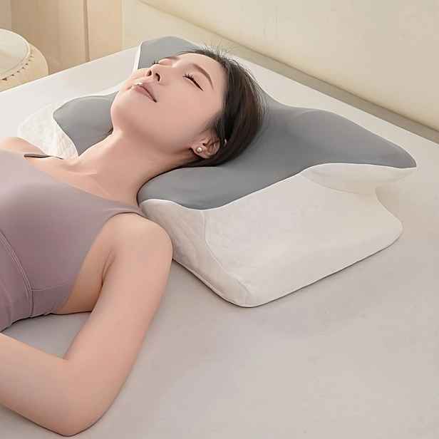 TEMU Polštář ve tvaru motýla s pomalým návratem a krční oporou, ergonomicky navržený pro pohodlí a prodyšnost, snižuje napětí krku během spánku.