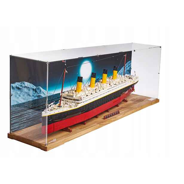 XL Wood vitrína s pozadím 1 Blacked Brick pro Lego 10294 Creator Expert Titanic