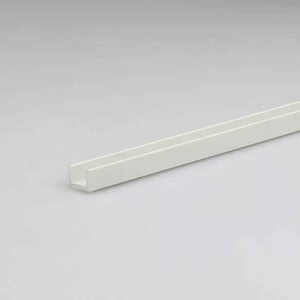 Profil U PVC bily lesk 6.2x8.7x1000