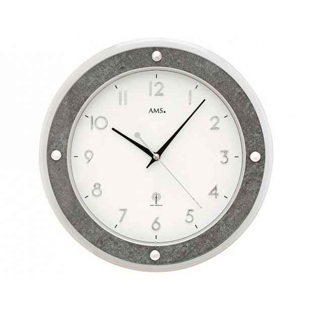 Designové nástěnné hodiny 5566 AMS řízené rádiovým signálem 31cm
