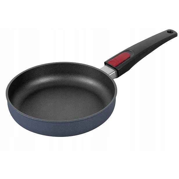 Tradiční Pánev Woll 20 cm titanová