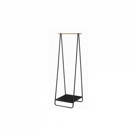 Černý věšák YAMAZAKI Tower Hanger Rack