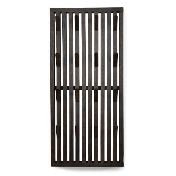 Tmavě hnědý věšákový panel z dubového dřeva 46x100x8 cm Parco – Spinder Design
