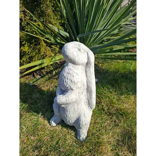 Betonová zahradní figurka Králík Zajíc zahradní socha králíček betonová