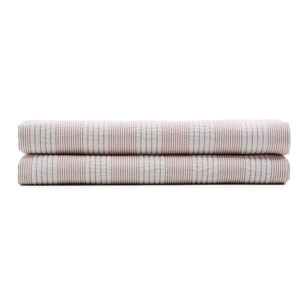 Červený/bílý bavlněný prošívaný přehoz 240x260 cm Macie – Kave Home
