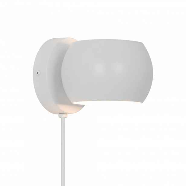 Nástěnné svítidlo bílé Belir do ložnice s elegantním tvarem u postele Nordlux