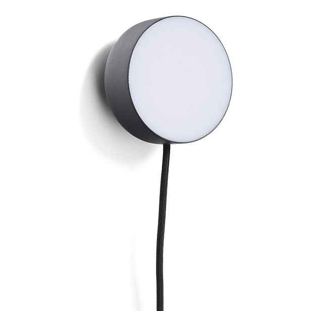 Černé kovové LED nástěnné svítidlo do zásuvky ø 8,5 cm Orey – Kave Home