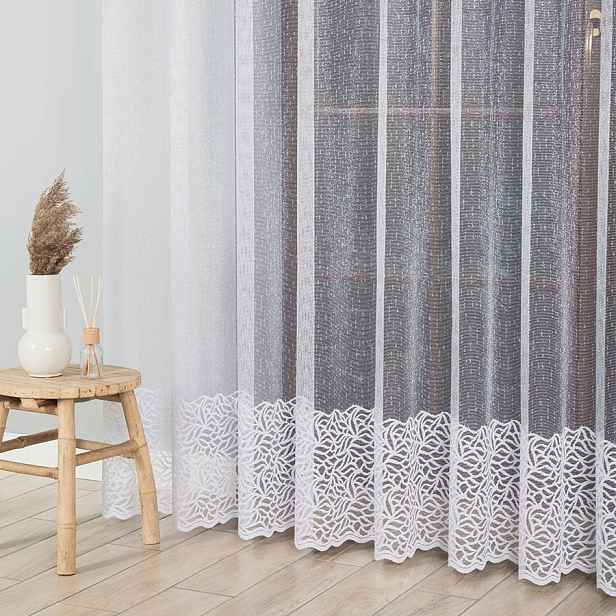 Mg Záclona se vzorem dole 628/149 Bílý Blesk 400x250 cm Obšitá Bt M
