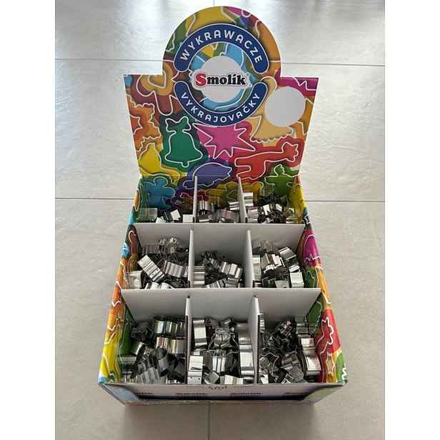 display vykrajovačky 9druhů po 20ks