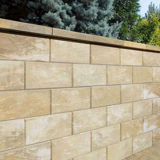 Tvárnice plotová BEST LUNETA II sand 200×400×200 mm