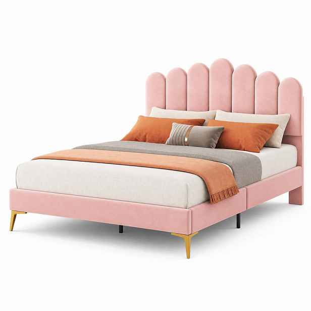 CHICFURN ČALOUNĚNÁ POSTEL 140/200 cm v růžové barvě se sametovým čelem a lamelovým roštem