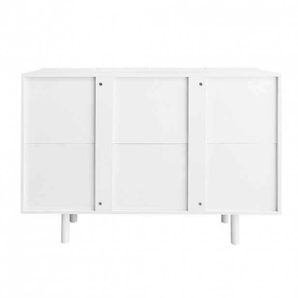 OKWISH KOMODA 120/37,5/80,8 cm bílá z MDF s rytými dvířky a tichými panty