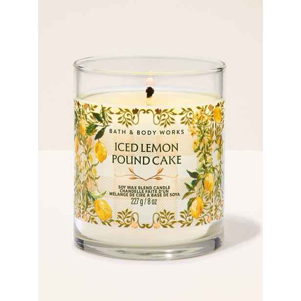 Bath&Body Works Iced Lemon Pound Cake 1-knotová vonná svíčka 227 g