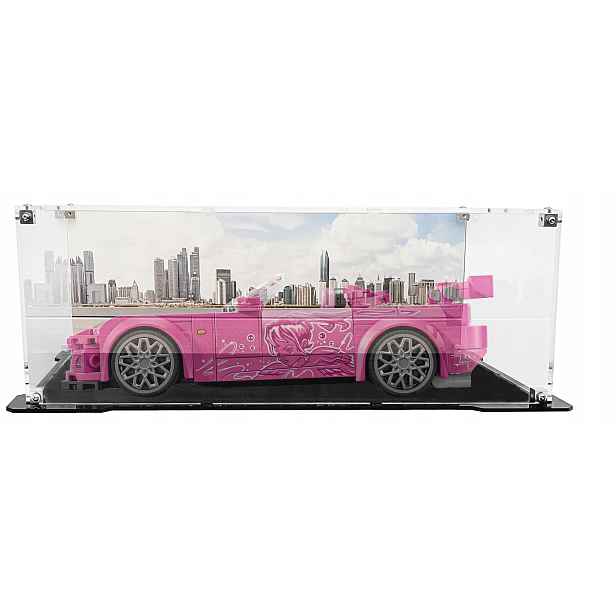 Vitrína s černou základnou a pozadím pro sadu Lego 77241 Honda S2000