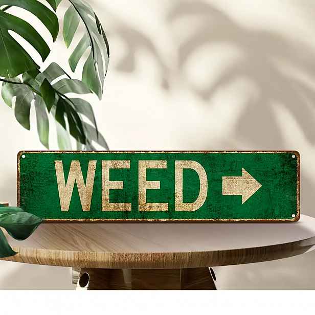 TEMU 2D plochá - Velká retro dřevěná cedule 'WEED' v 2D s šípem - Zahrnuje zelené a zlaté , ideální pro dekoraci stěn v venkovském venkovním