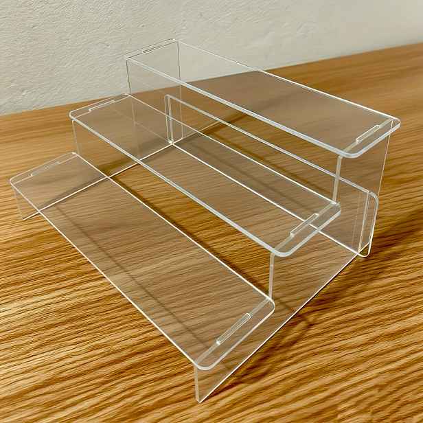 TEMU 3patrový průhledný akrylový stojan – moderní minimalistický design, vitrína na sběratelské předměty se 3 přihrádkami na figurky, mini sošky a