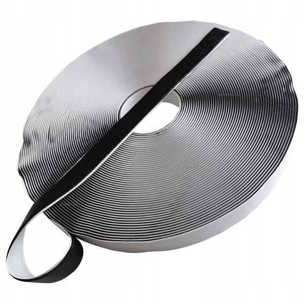 Butyl K658 2,6mm/25mm/35m černý, těsnění, rozpěrka papírová