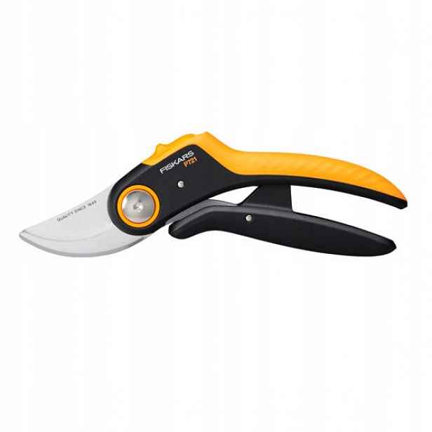 Fiskars nůžky Powerlever+, P721 ruční dvousečné 1057170