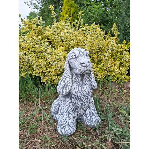 Betonová figurka Pes Spaniel figurky z betonu Pejsek zahradní ozdoba