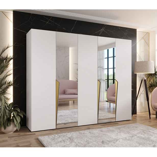 Široká šatní skříň 250 cm SORAYA 2 se zrcadlem - bílá / zlaté úchyty